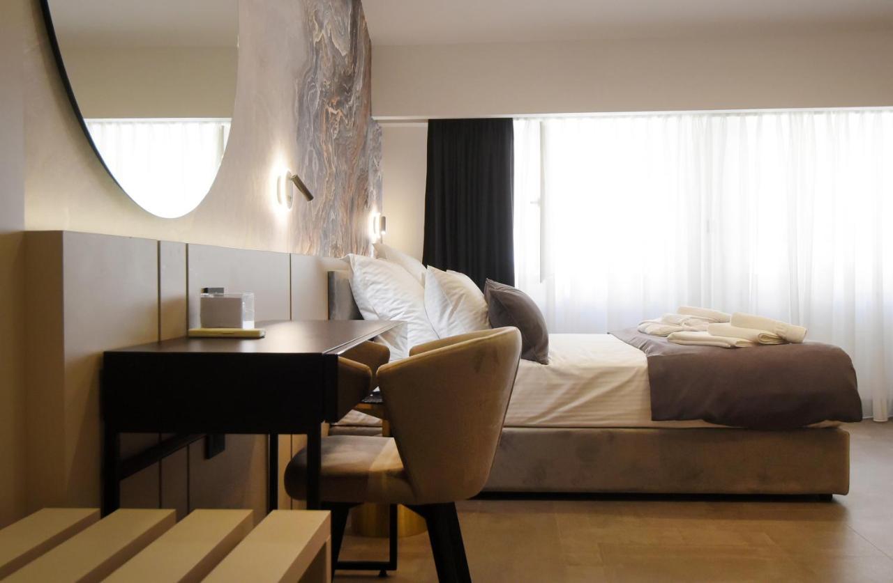 Grandeur Apartments プーラ エクステリア 写真