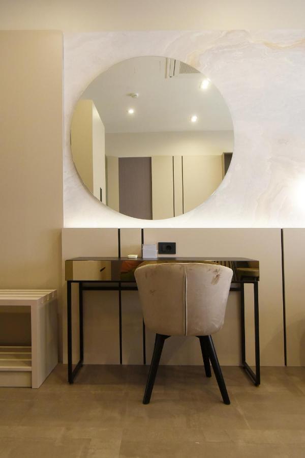 Grandeur Apartments プーラ エクステリア 写真