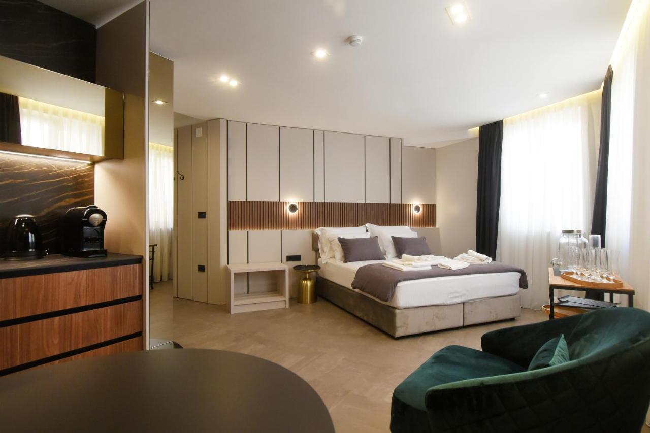 Grandeur Apartments プーラ エクステリア 写真